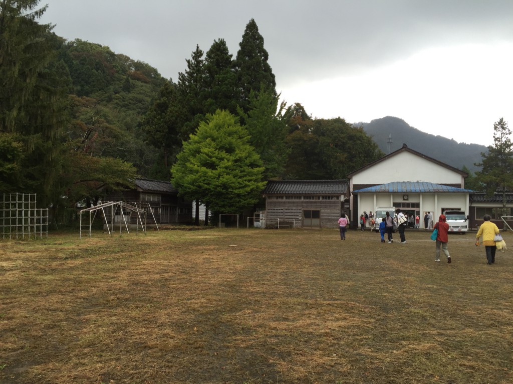 佐渡島の伝統芸能 和泉地区青年会の鬼太鼓が素晴らしかった 動画付き 佐渡女子レポ6 しなしな佐渡design